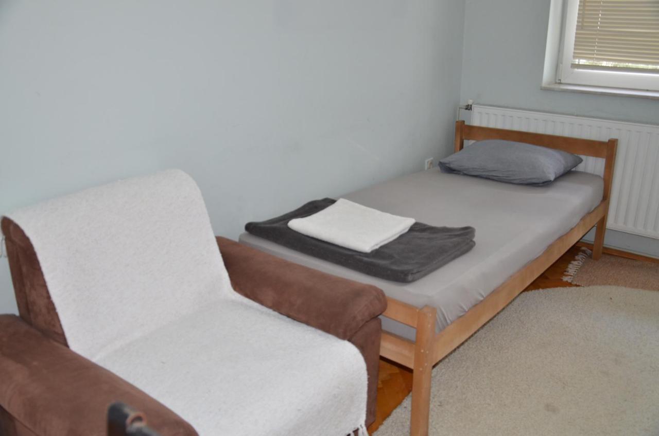 Center House Hostel Prisztina Zewnętrze zdjęcie